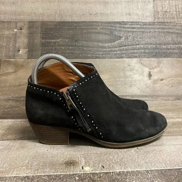 Lucky Brand “Benna” Black Suede Ankle Boots/Bootie Size 6.5 - Picture 1 of 8